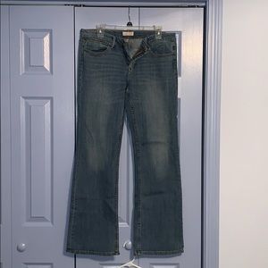 BANANA REPUBLIC BOOTCUT JEANS
